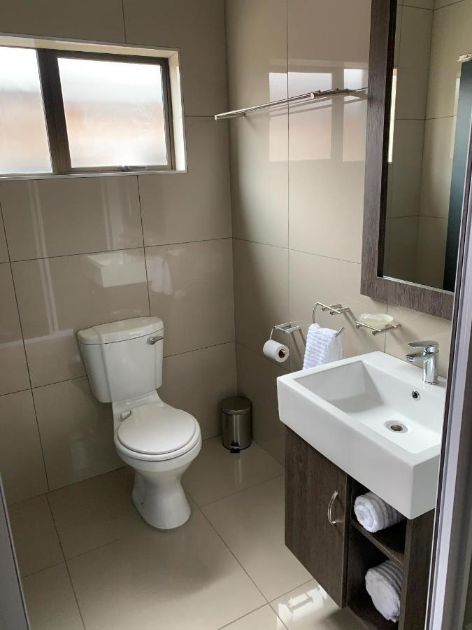 Airport Lodge Ньюкасл Экстерьер фото