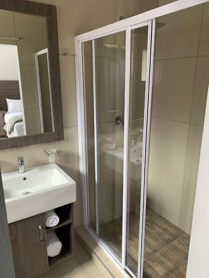 Airport Lodge Ньюкасл Экстерьер фото